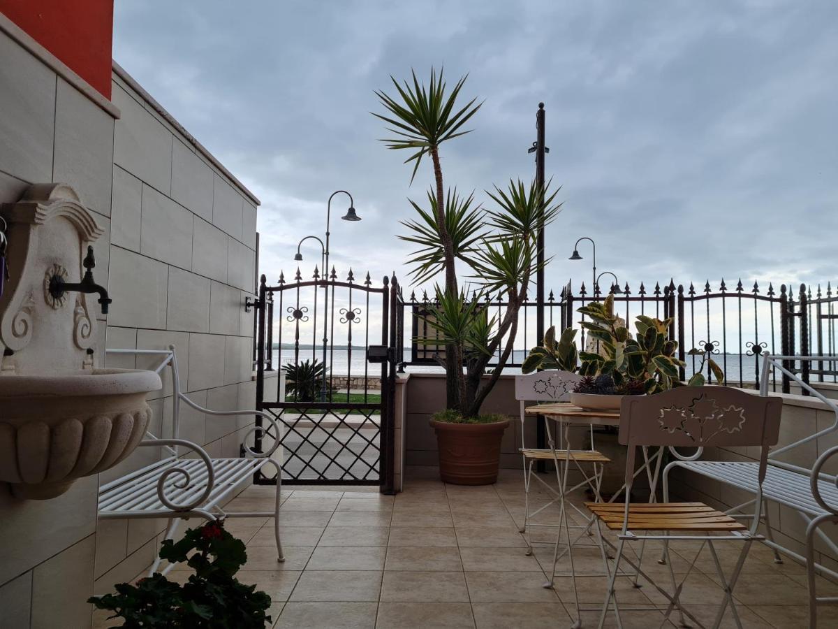 L'Isola Aer B&B Lesina Exterior foto